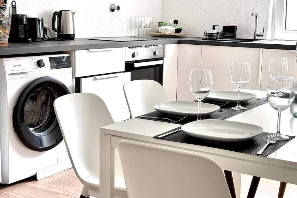 Moderne Wohnung In Stadionnaehe Mit Parkplatz Dortmund Exteriör bild